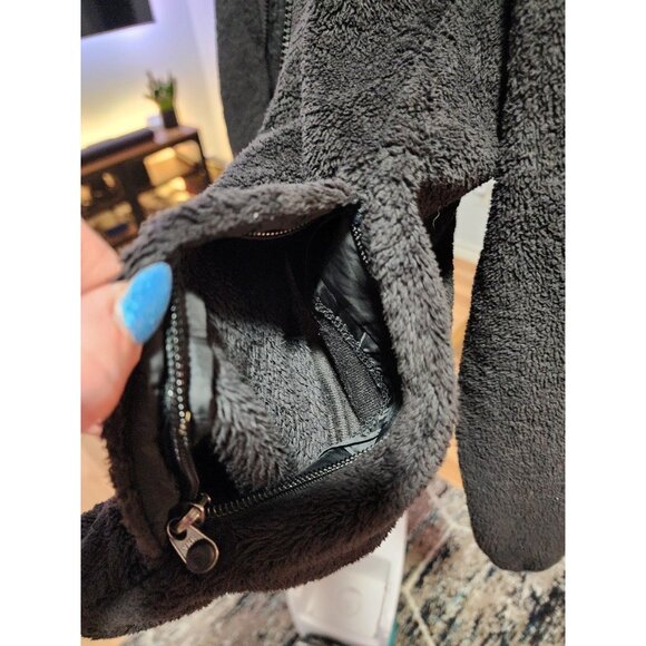 The North Face Women's Black Osito Jacket - Medium - Picture 10 of 10